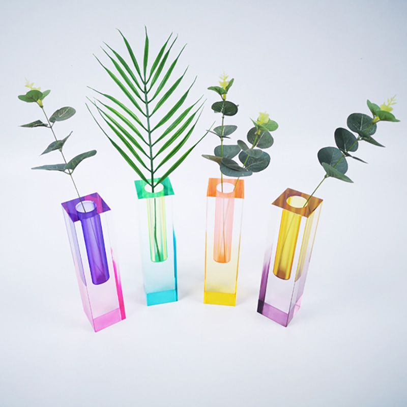 Acrylic square column gradient vase